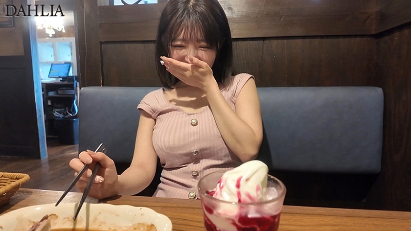 人生初！はじめて童貞クン宅におじゃましますぅ！！ダリア専属AV女優のテク不発！？癒しのイチャラブ超リアル筆おろし解禁スペシャル！！！ 善場まみAVパケ写8