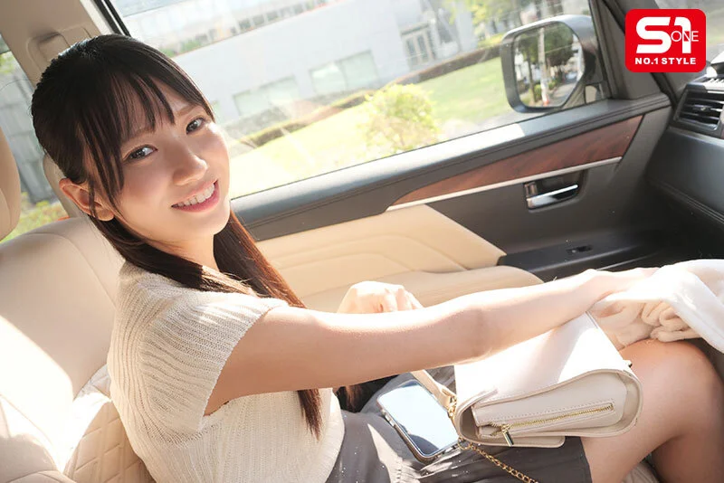 透明感バツグン少女の秘めたエロ本性むき出しにする一泊二日、常にヤリまくり常にハメ撮り生々しさ1000％温泉ハメ撮り旅行 榊原萌AVパケ写3