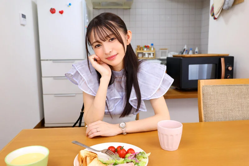 【VR】【8K】婚約中の彼女と排卵日に朝まで子作りセックス 幸村泉希アダルトVRパケ写2