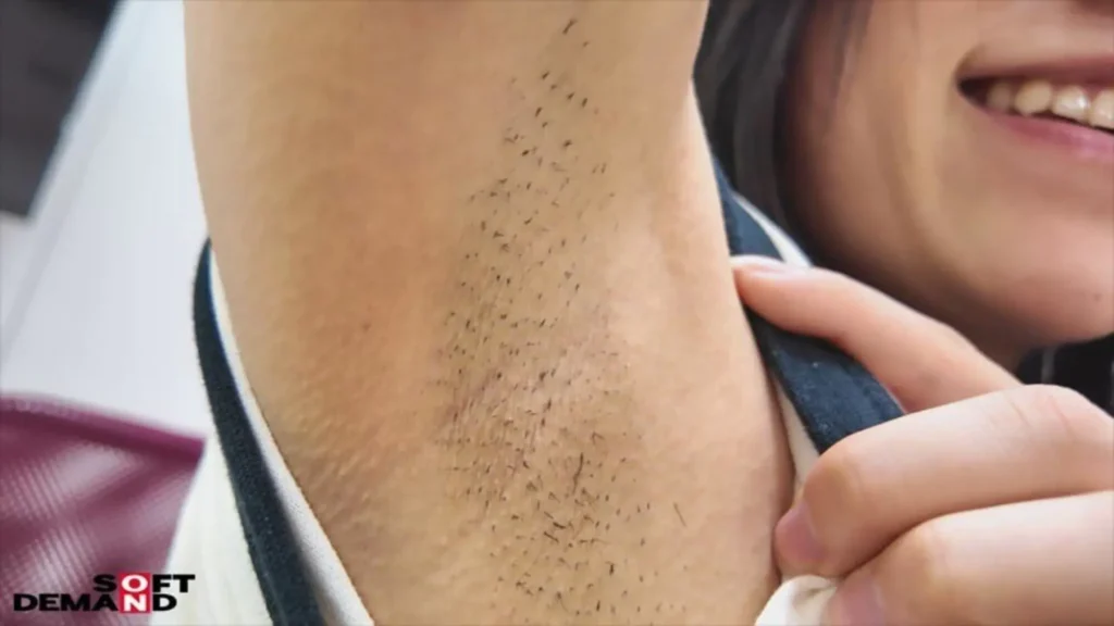 【特典版】SOD女子社員 制作部 中途1年目 岡島明来（24） 工口勉 初AV成果報告AVパケ写11