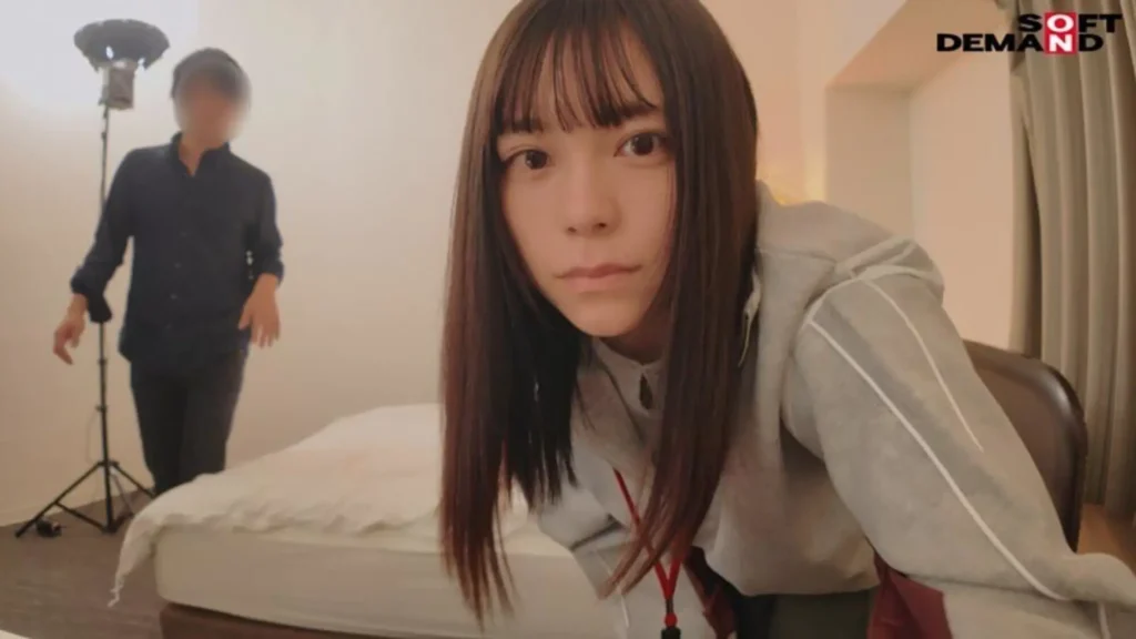 【特典版】SOD女子社員 制作部 中途1年目 岡島明来（24） 工口勉 初AV成果報告AVパケ写13